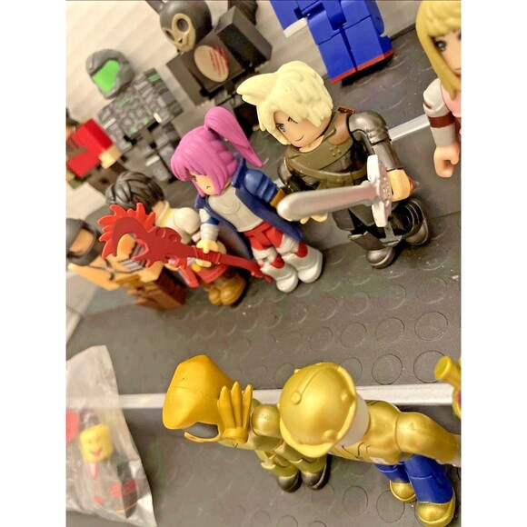 R0BL0X Toys Action Mini Figures Lot of 14 Mixed Series Gold, World Zero, 1 New - Picture 12 of 15